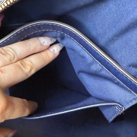 NWT Tory Burch Navy Parker Geo T Small Tote - Picture 12 of 15